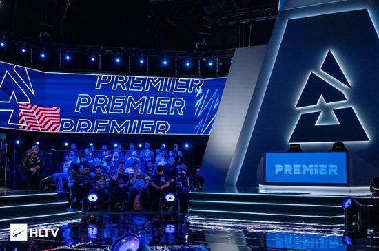 风暴英雄2.0网吧特权活动全英雄免费体验